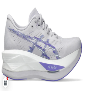 Zapatillas Asics Sonicblast mujer running Zapatillas Asics Sonicblast mujer de running en color claro con detalles en color lila y morado